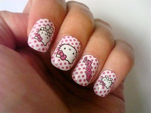 Cute-And-Attractive-Hello-Kitty-Nail-Art-Designs-And-Stickers-11